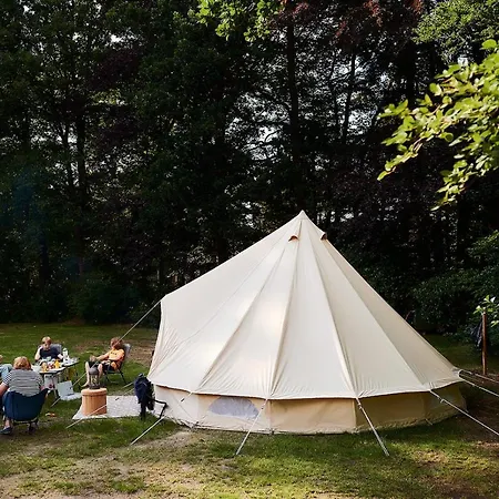 Tipi Tent Aan Het Natuurgebied Kampina Oisterwijk