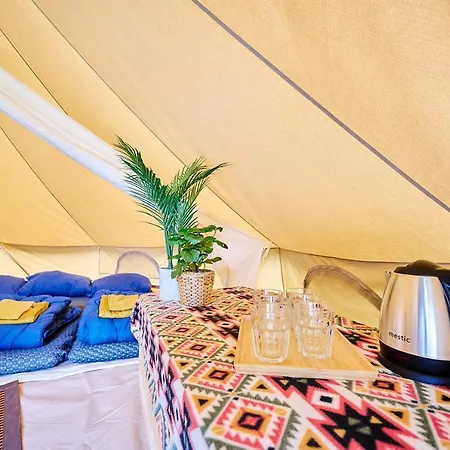 Camping Tipi Tent Aan Het Natuurgebied Kampina *